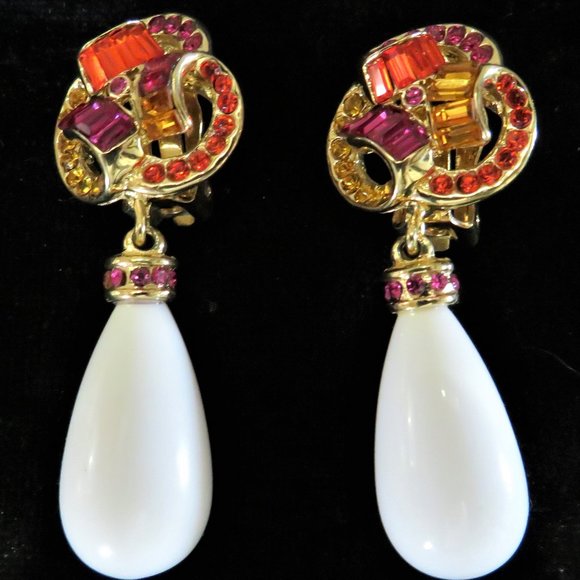 Lovely Red Rhinestone Drop Clip Earrings - NEW LOWER PRICE - Picture 1 of 5